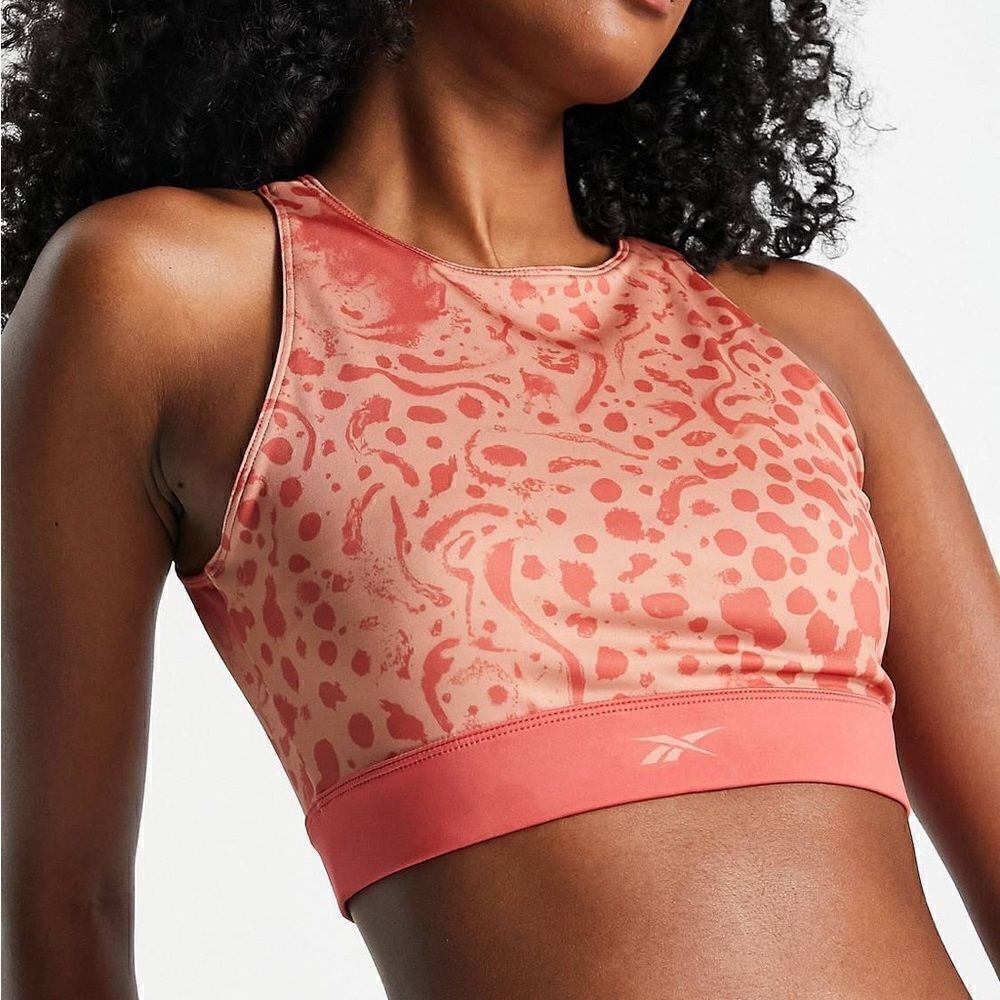 New Reebok Modern Safari Sports Bra in Pink